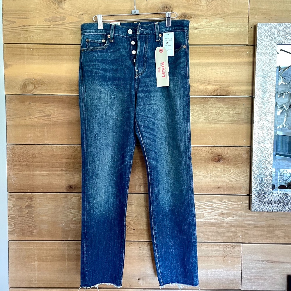 NWT Levi's Wedgie Fit